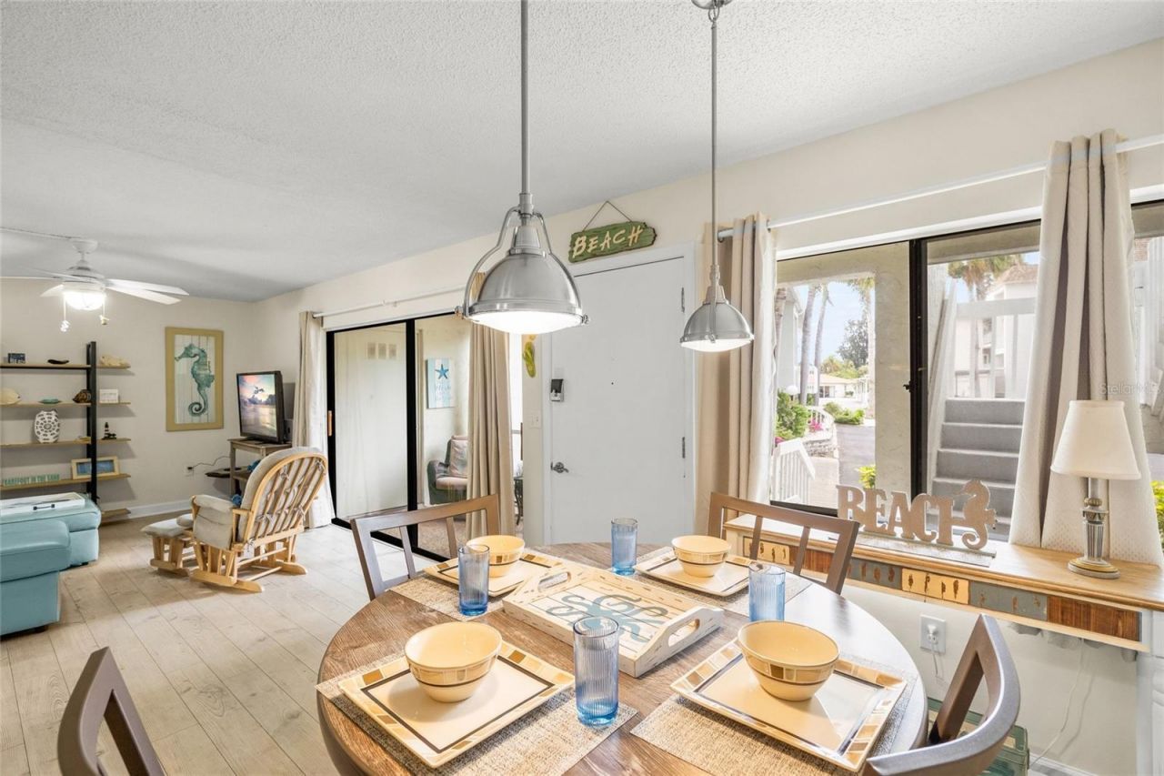6713 Midnight Pass Road, Unit 4, Sarasota, FL 34242 Photo