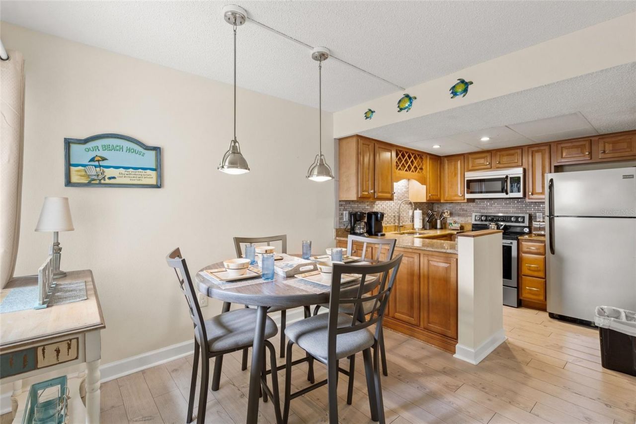 6713 Midnight Pass Road, Unit 4, Sarasota, FL 34242 Photo