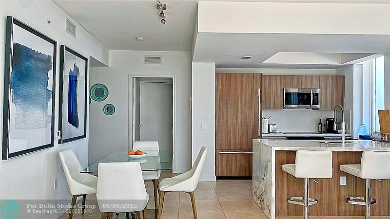 401 N Birch Road, Unit 415, Fort Lauderdale, FL 33304 Photo