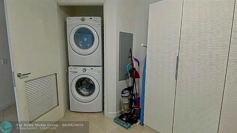 401 N Birch Road, Unit 415, Fort Lauderdale, FL 33304 Photo