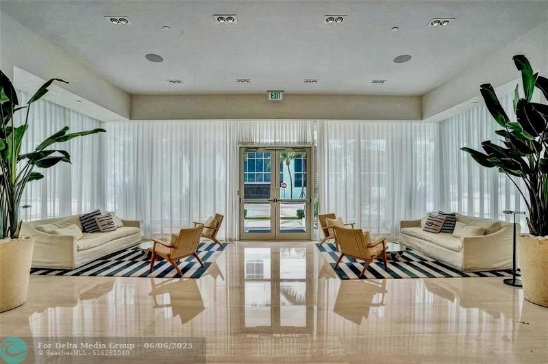 401 N Birch Road, Unit 415, Fort Lauderdale, FL 33304 Photo