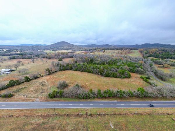 12225 Manchester Pike E, Christiana, TN 37037