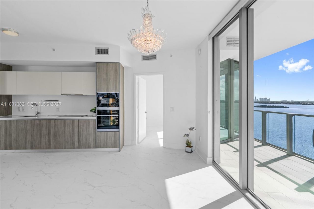 2900 NE 7th Ave, Unit 1409, Miami, FL 33137 Photo