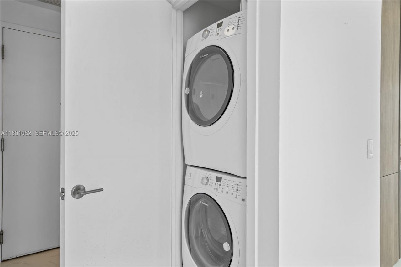 2900 NE 7th Ave, Unit 1409, Miami, FL 33137 Photo