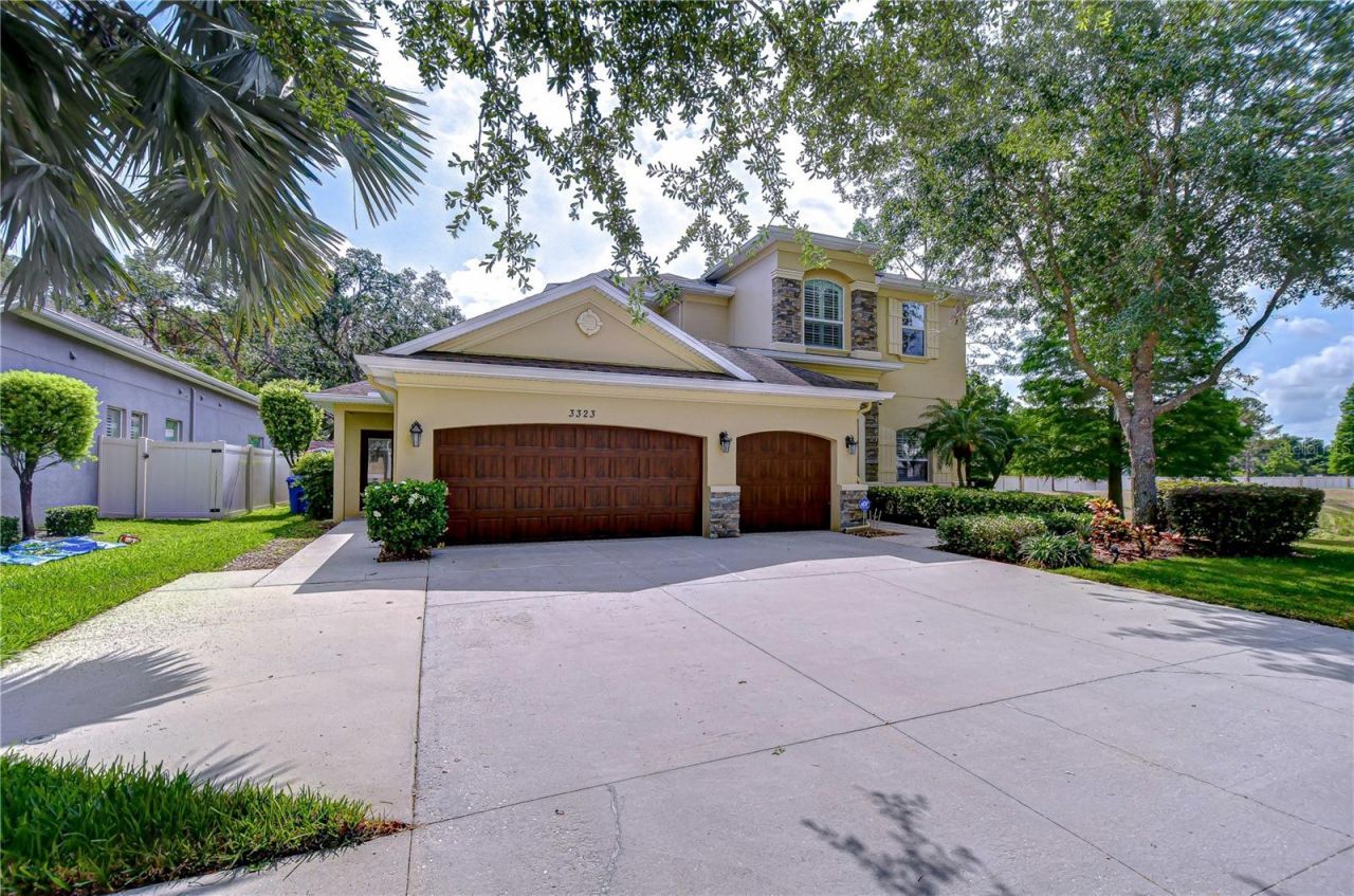 3323 Anna George Drive, Valrico, FL 33596 Photo