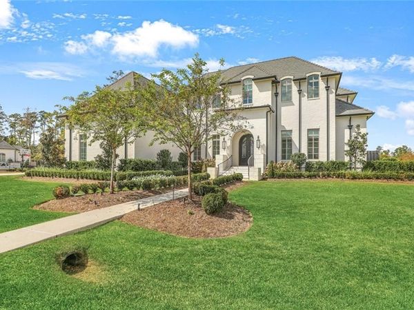 200 OLEANDER Court, Mandeville, LA 70471