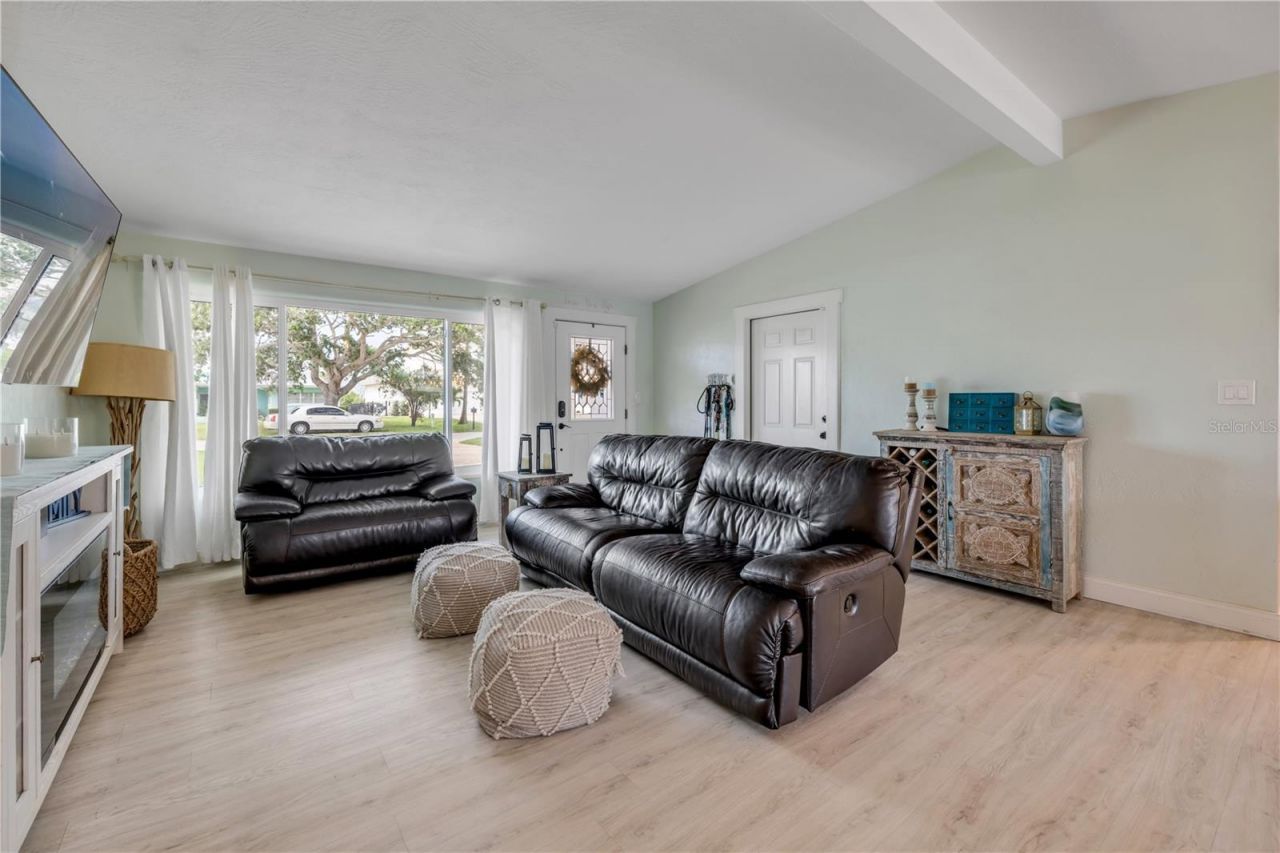 90 Cunningham Drive, New Smyrna Beach, FL 32168 Photo