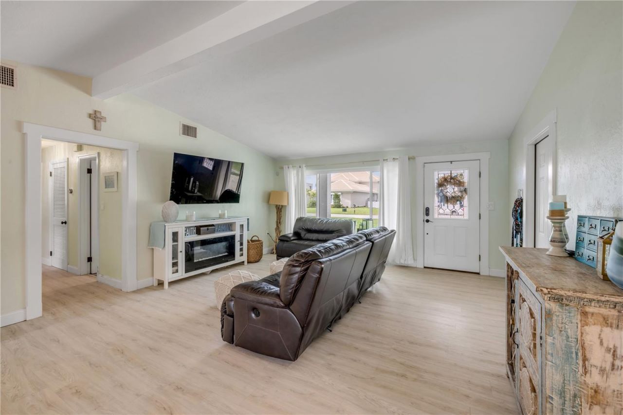 90 Cunningham Drive, New Smyrna Beach, FL 32168 Photo