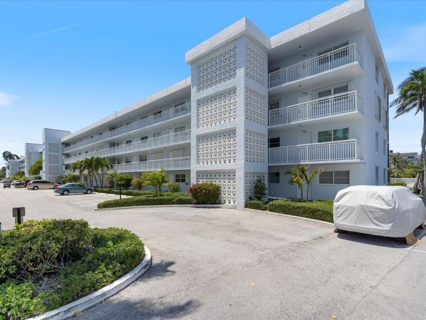 2018 S Federal Highway, Unit 206, Boynton Beach, FL 33435