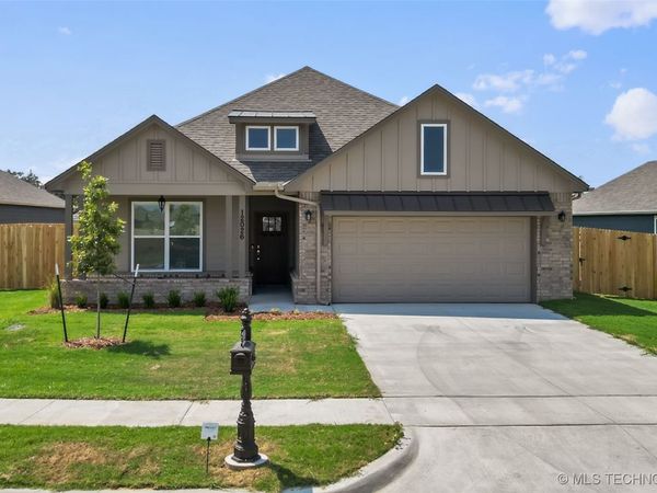 12026 E 106th Place North, Owasso, OK 74055