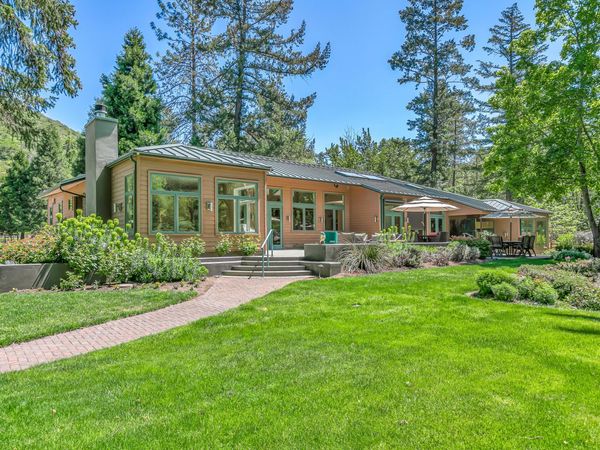 13587 Highway 238, Applegate, OR 97530