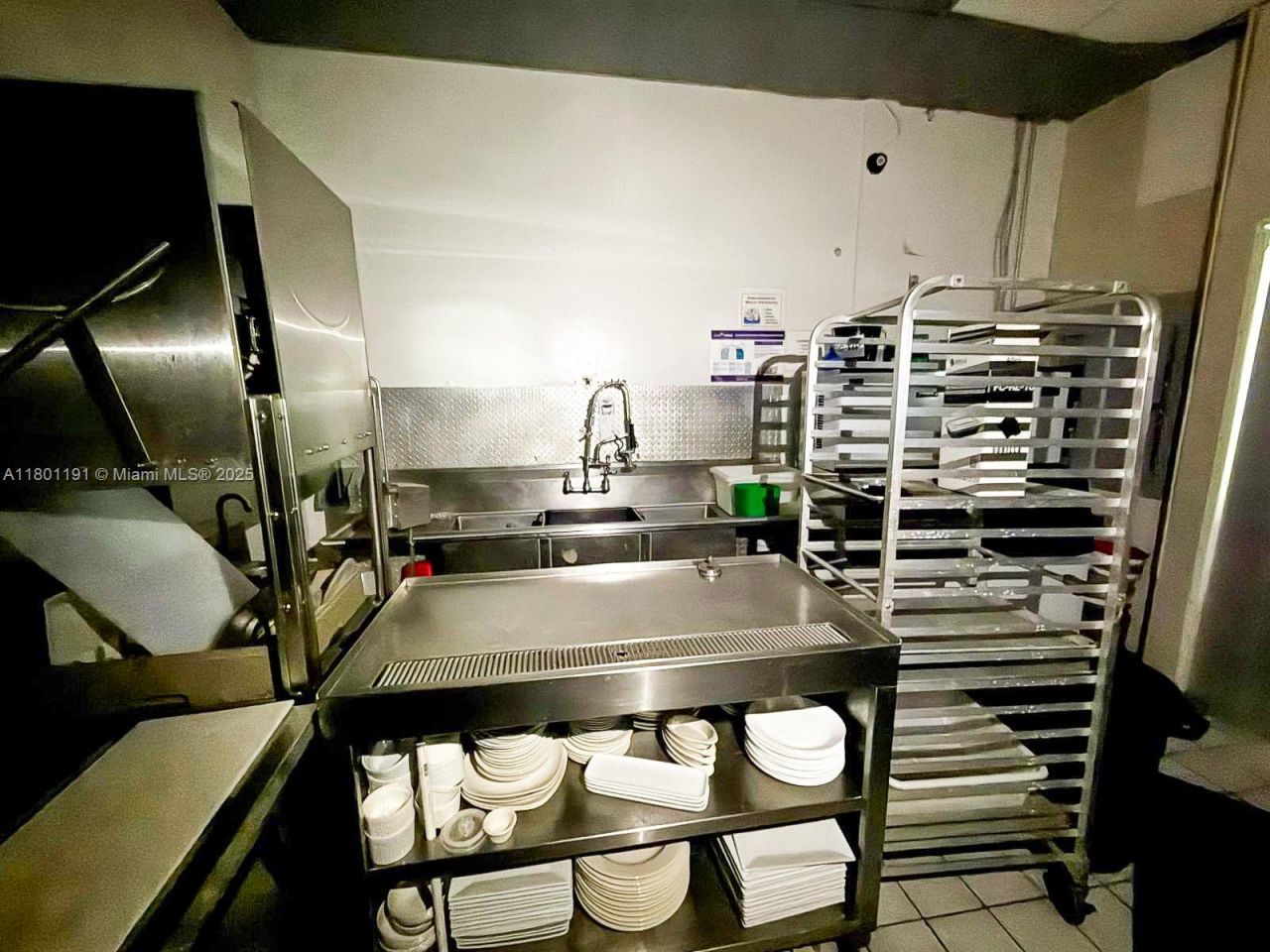 4400 W Sample Rd, Unit 146, Coconut Creek, FL 33073 Photo