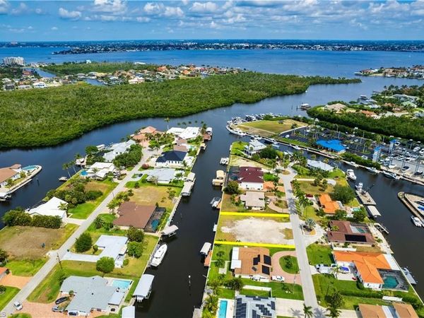 122 Placid DR, FORT MYERS, FL 33919