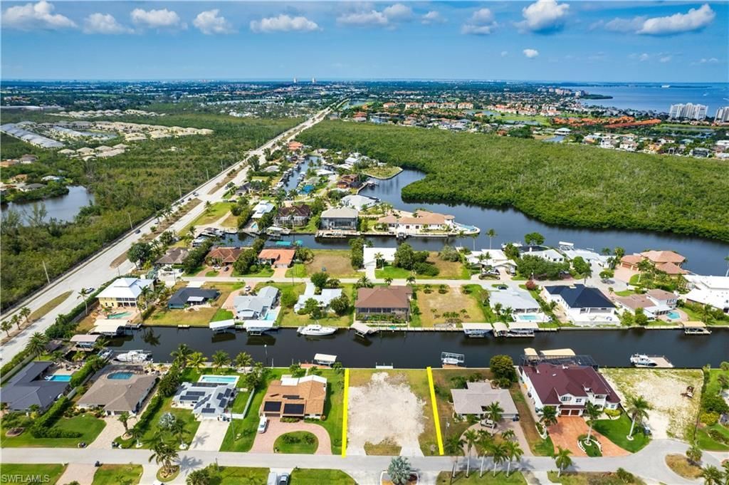 122 Placid Dr, Fort Myers, FL 33919 Photo