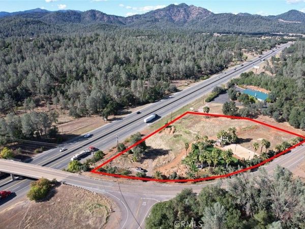 19254 Union School Road, Redding, CA 96003