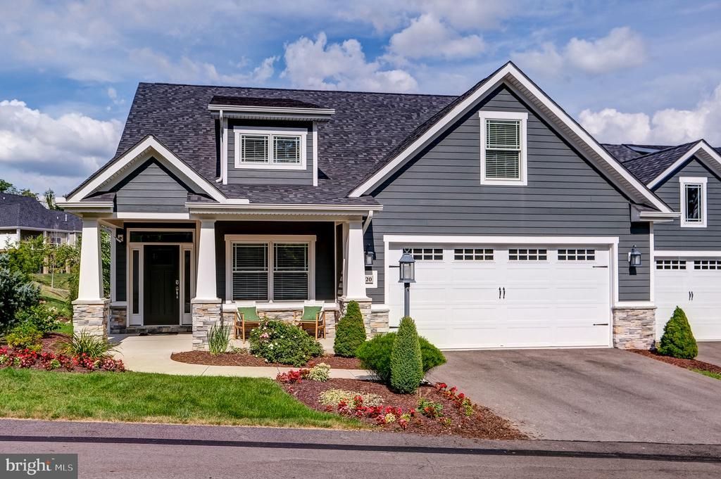 104 EAGLE DRIVE, BROOMALL, PA 19008