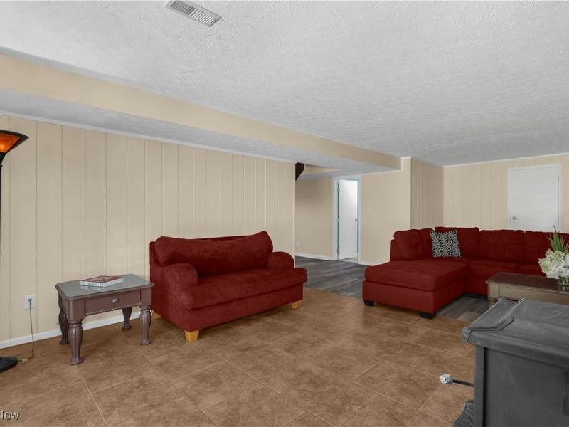 1060 S Watkins Road, Alexandria, OH 43001 Photo 29