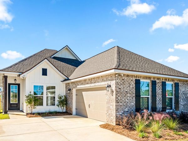 75 Butterfly Bend, Freeport, FL 32439