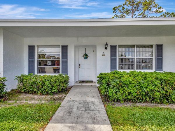 5200 Privet B Place, Unit B, Delray Beach, FL 33484