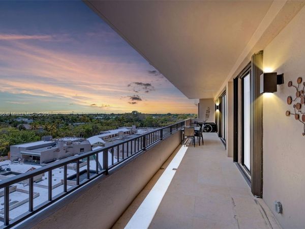 151 Crandon Blvd, Unit 525, Key Biscayne, FL 33149