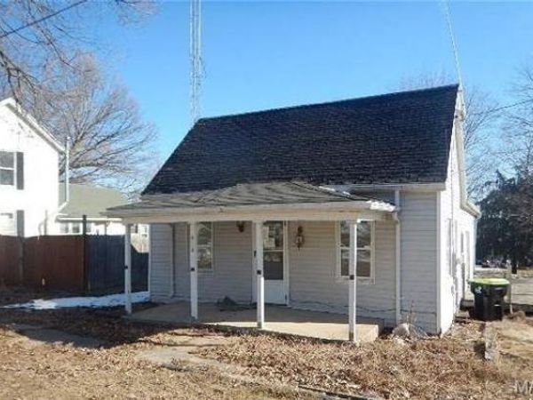 414 S Stanford Street, Griggsville, IL 62340