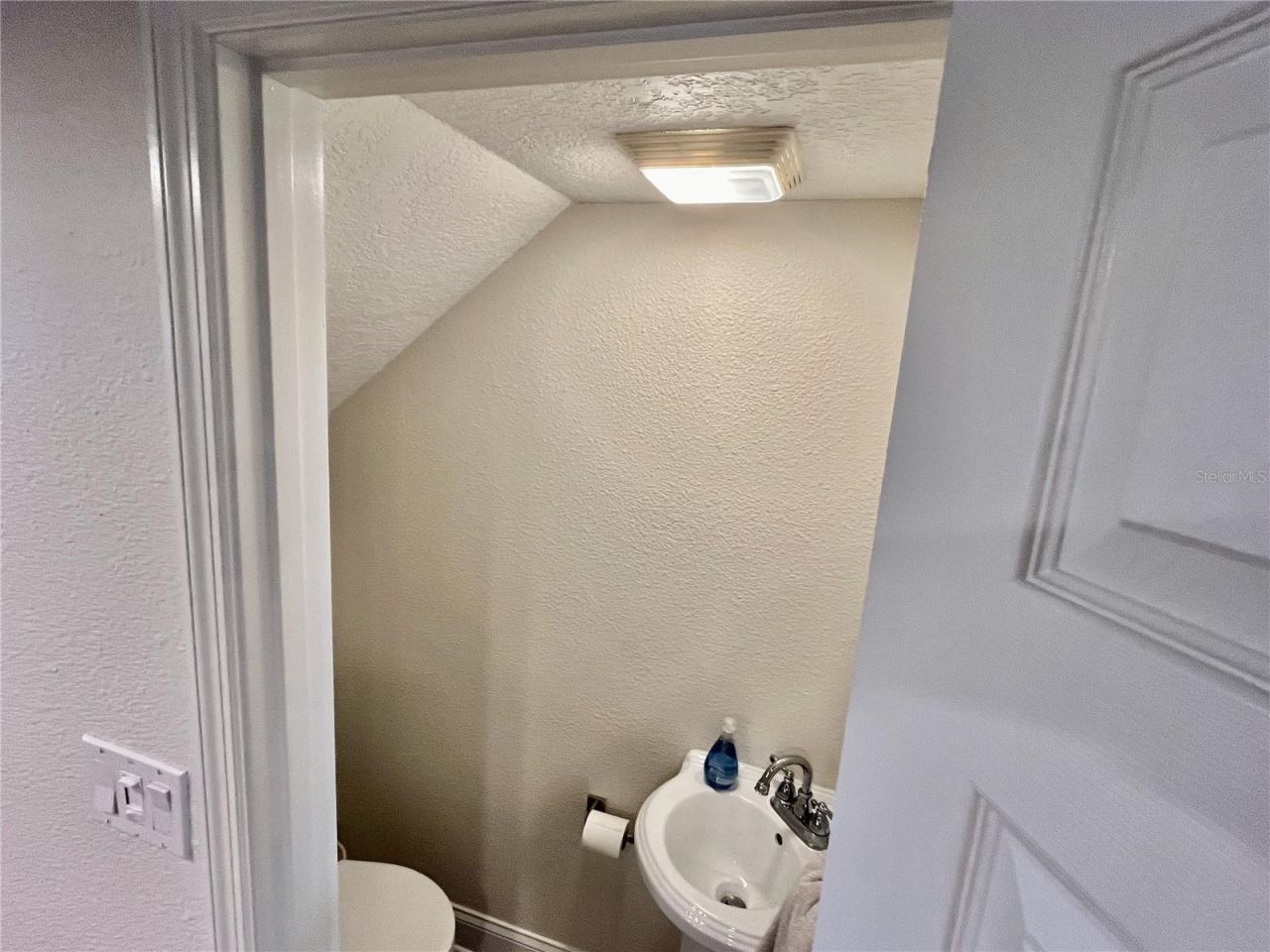 2100 N Peninsula Avenue, Unit 216, New Smyrna Beach, FL 32169 Photo