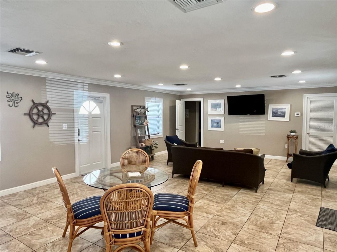 2100 N Peninsula Avenue, Unit 216, New Smyrna Beach, FL 32169 Photo