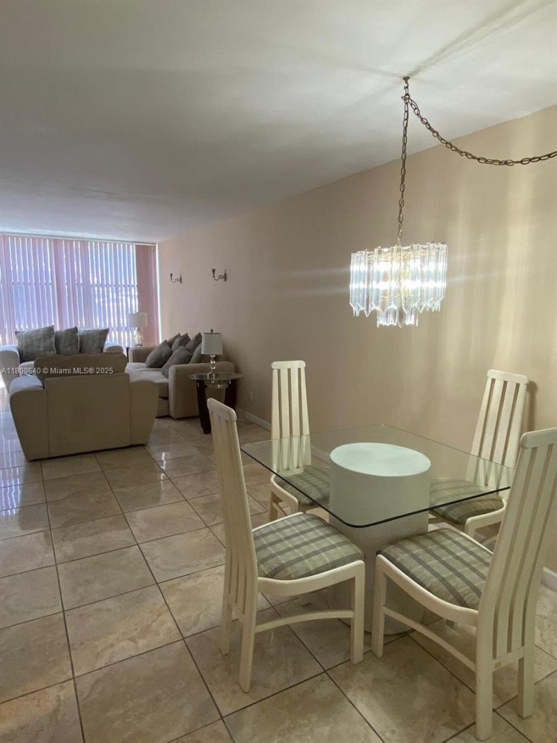 800 Parkview Dr, Unit 104, Hallandale Beach, FL 33009 Photo