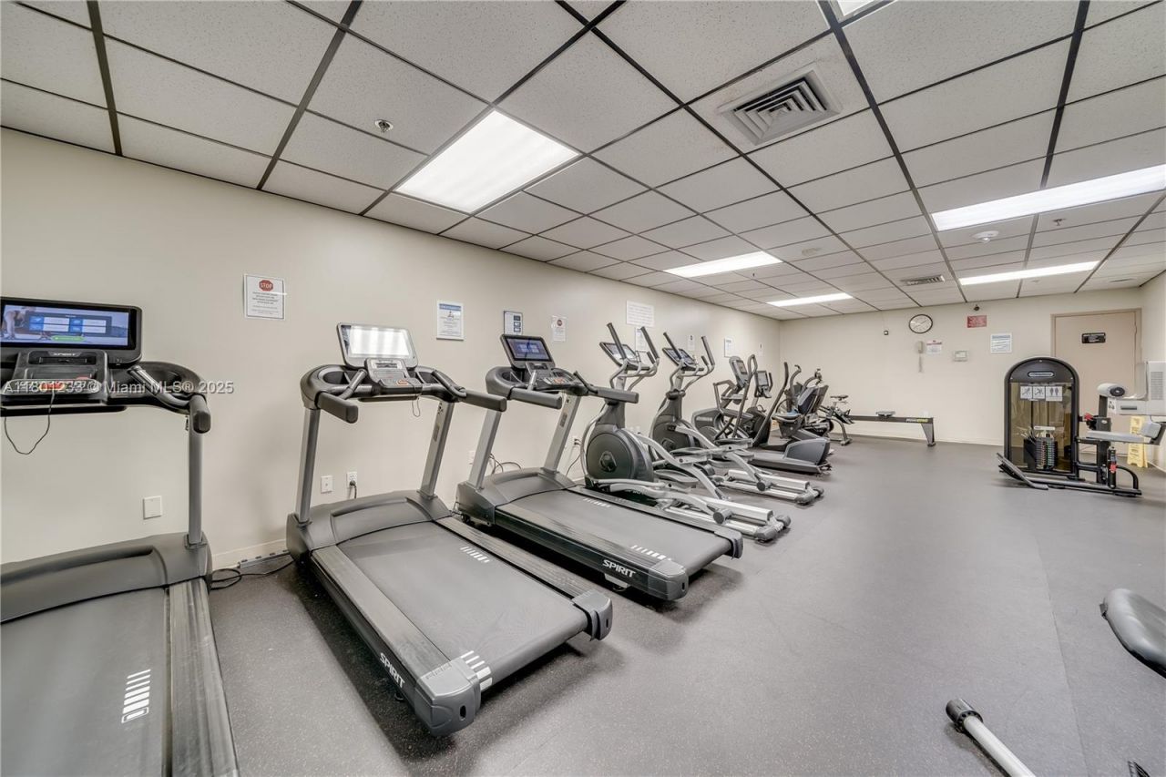 1201 S Ocean Dr, Unit 1105N, Hollywood, FL 33019 Photo