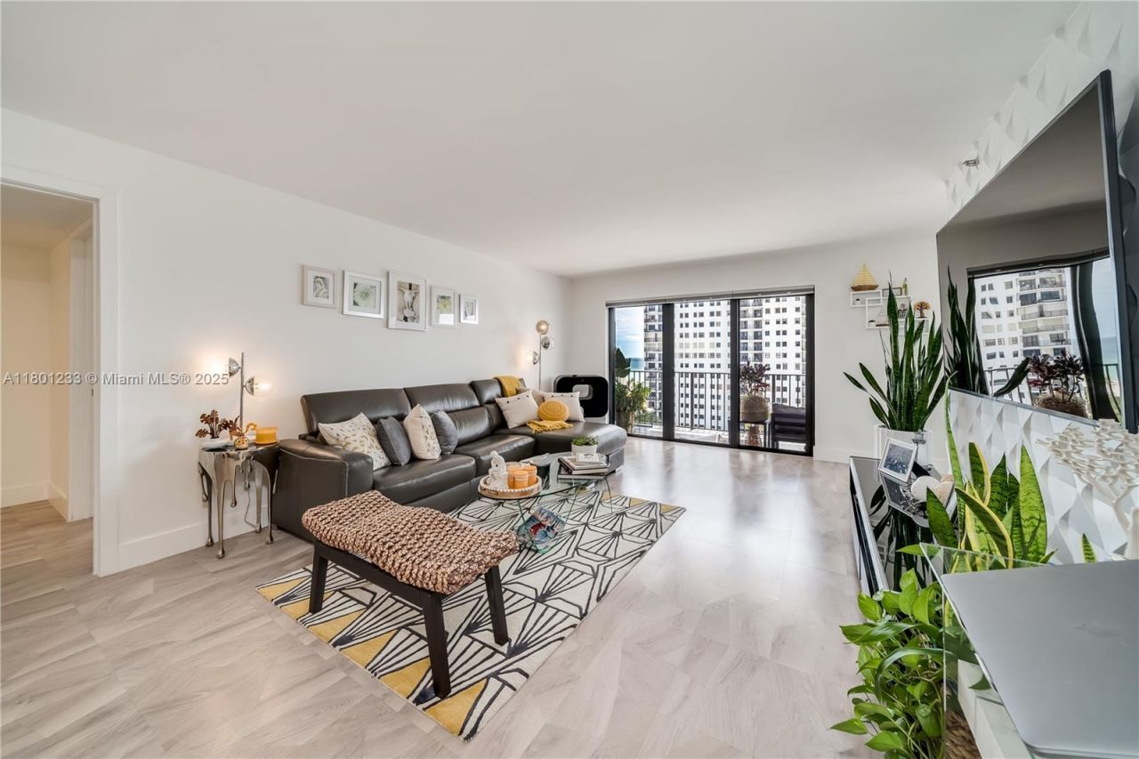 1201 S Ocean Dr, Unit 1105N, Hollywood, FL 33019 Photo