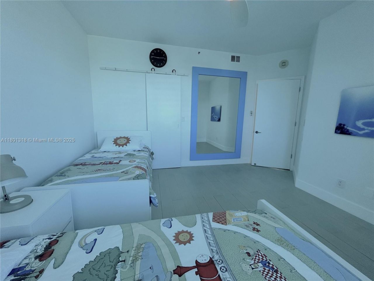 300 S Pointe Dr, Unit 403, Miami Beach, FL 33139 Photo