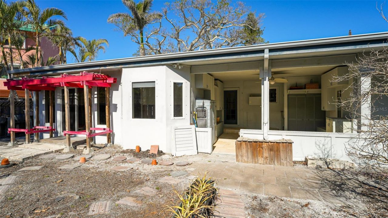 132 Harrison Drive, Sarasota, FL 34236 Photo