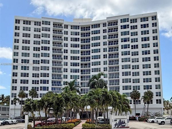 3505 S Ocean Dr, Unit 420, Hollywood, FL 33019