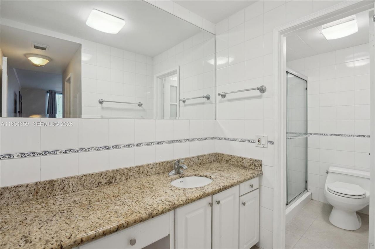 3505 S Ocean Dr, Unit 420, Hollywood, FL 33019 Photo