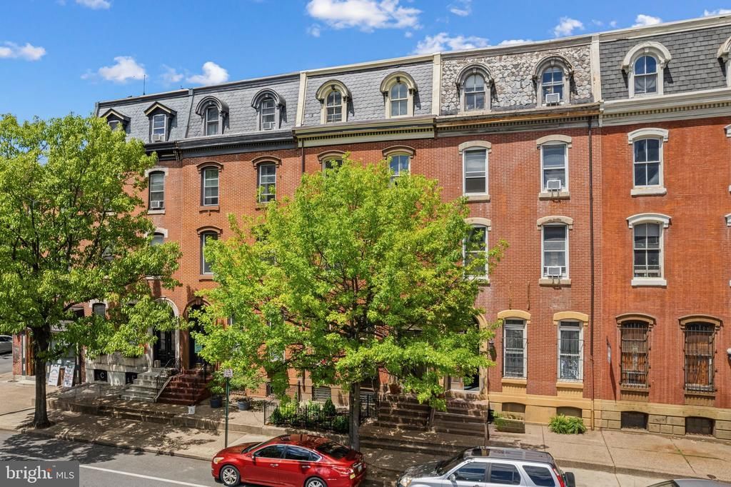 1935 Spring Garden Street, Philadelphia, PA 19130 Main Photo