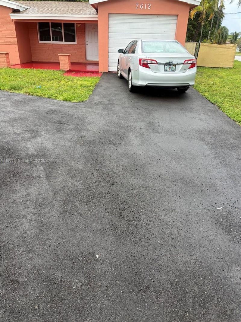 7612 Plantation Blvd, Miramar, FL 33023 Photo