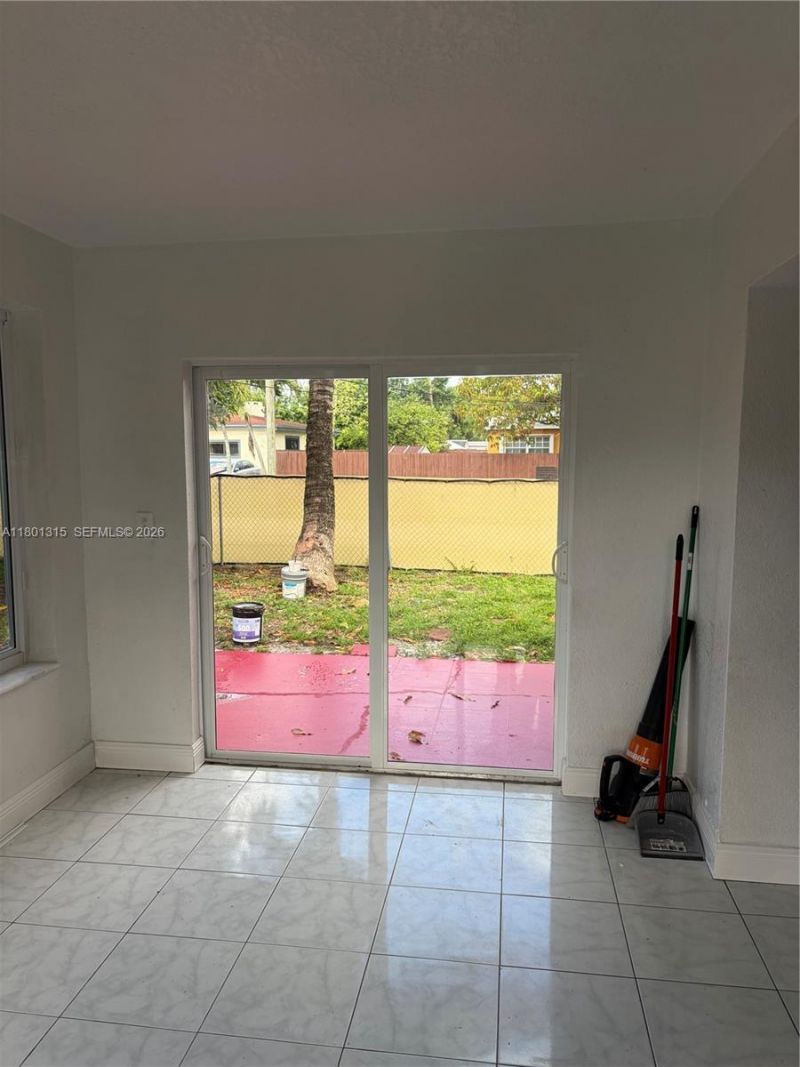7612 Plantation Blvd, Miramar, FL 33023 Photo