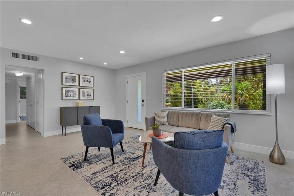 1155 6th St S, Naples, FL 34102 Photo