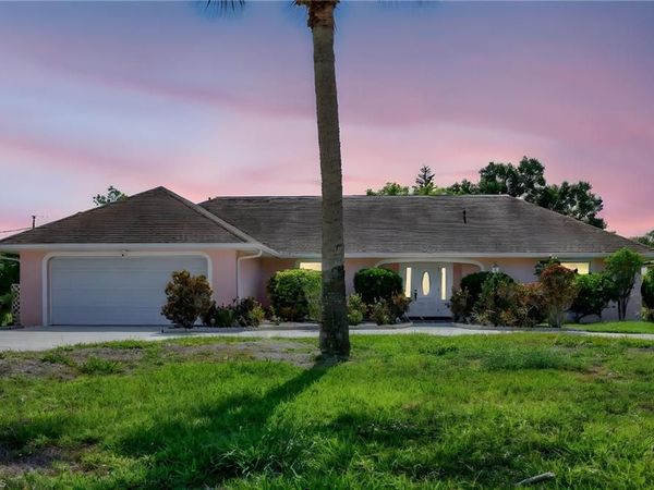 310 Lake AVE, LEHIGH ACRES, FL 33936