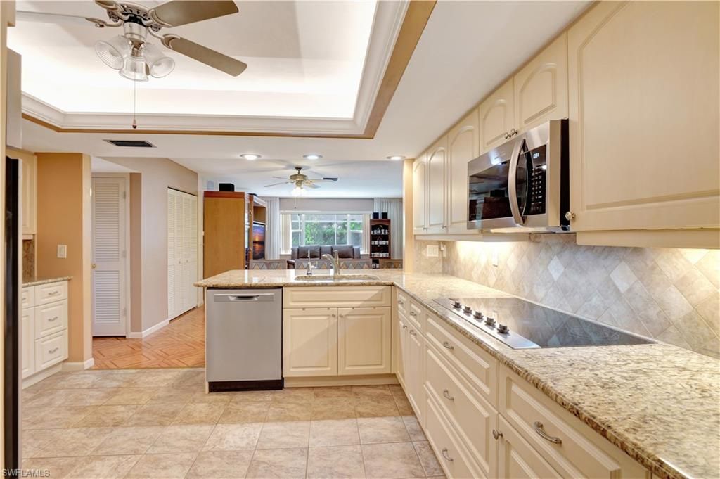 310 Lake Ave, Lehigh Acres, FL 33936 Photo