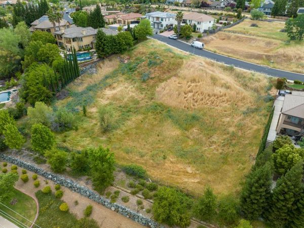 621 Landrise Ct, Folsom, CA 95630