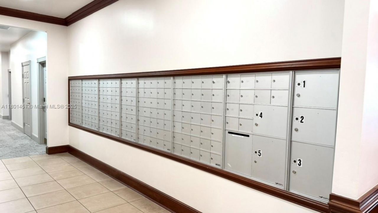 2665 SW 37th Ave, Unit 1112, Miami, FL 33133 Photo