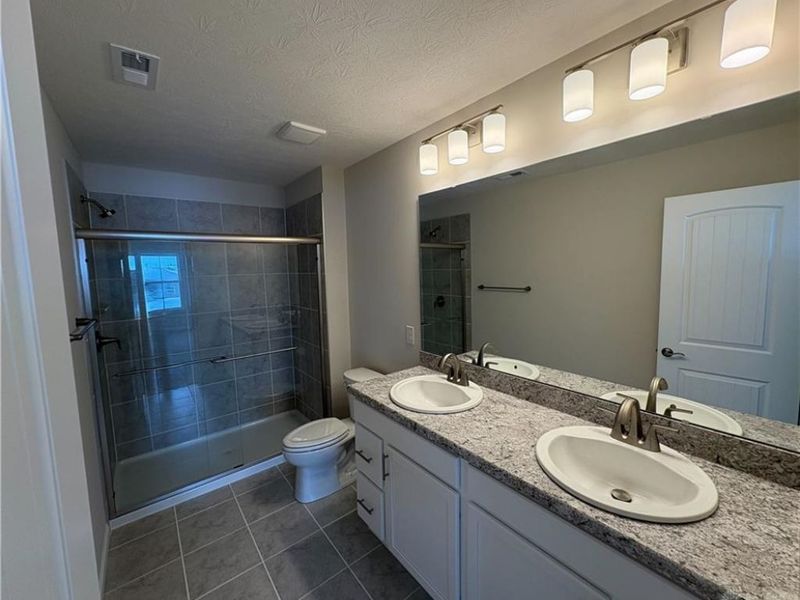 490 Red Maple Lane, Wilmington, OH 45177 Photo 13