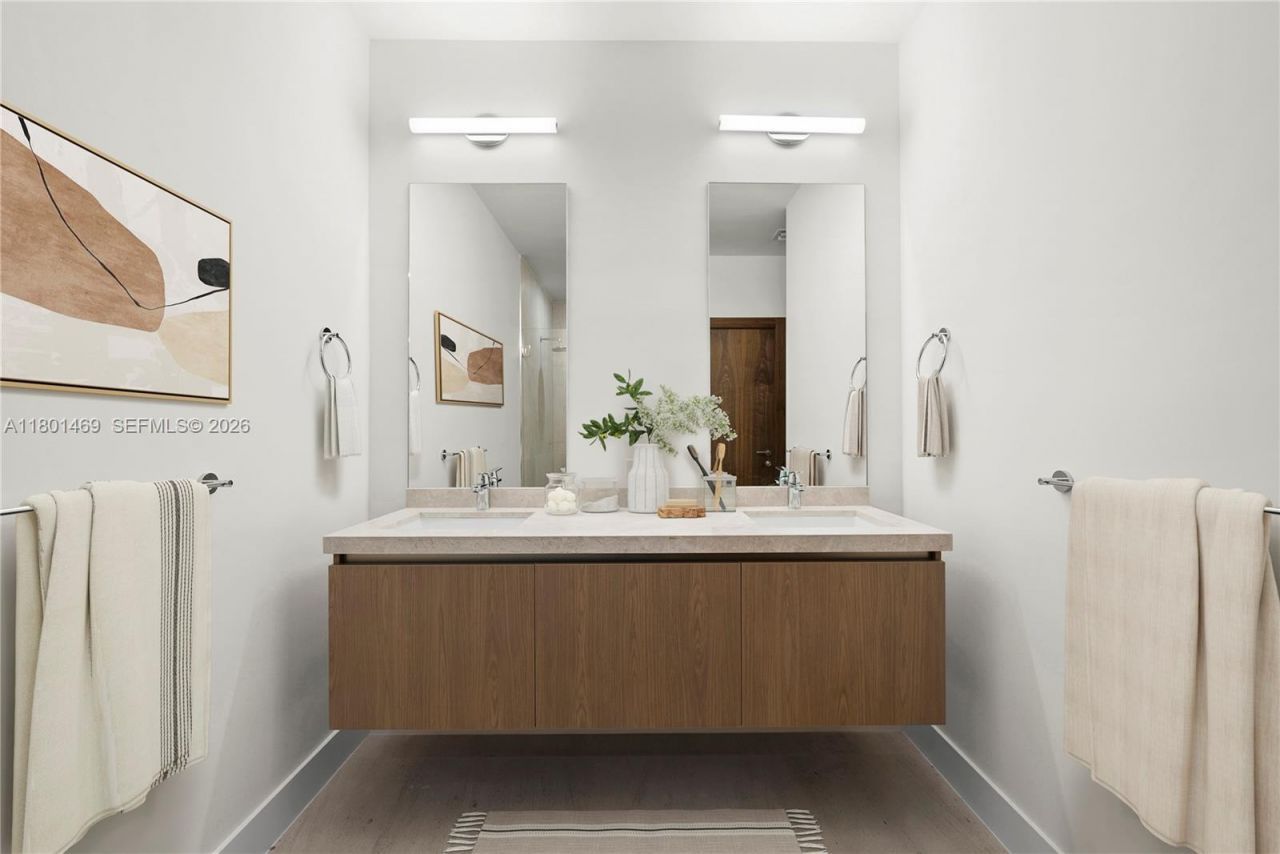 701 Valencia Ave, Unit 403, Coral Gables, FL 33134 Photo