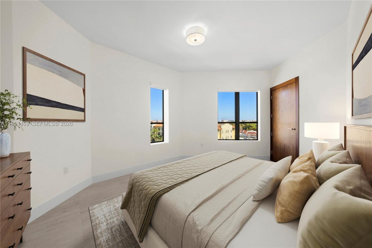 701 Valencia Ave, Unit 403, Coral Gables, FL 33134 Photo