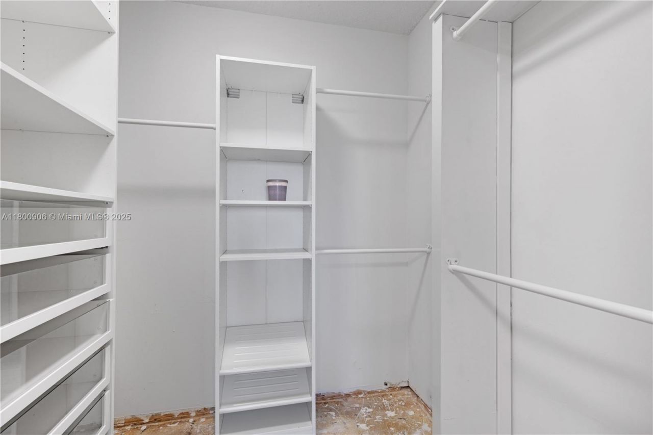 2030 S Ocean Dr, Unit 1708, Hallandale Beach, FL 33009 Photo