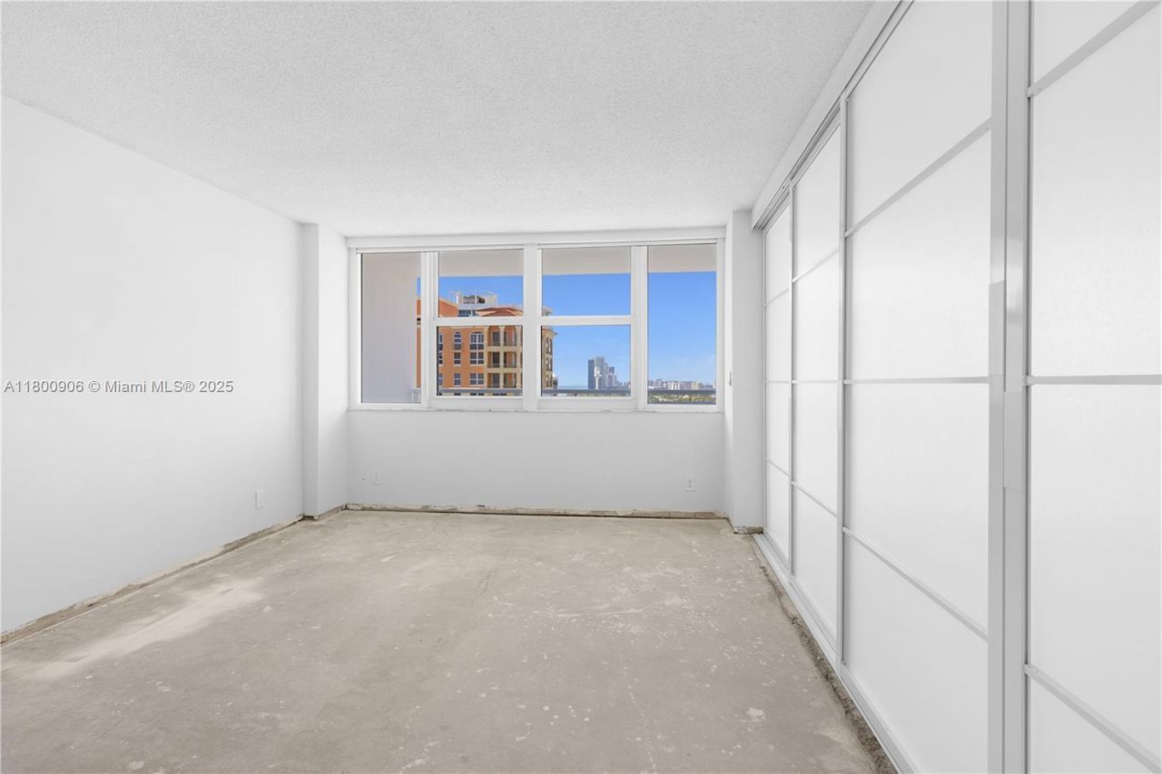 2030 S Ocean Dr, Unit 1708, Hallandale Beach, FL 33009 Photo