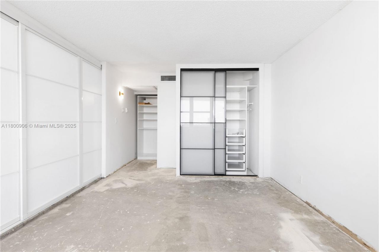 2030 S Ocean Dr, Unit 1708, Hallandale Beach, FL 33009 Photo