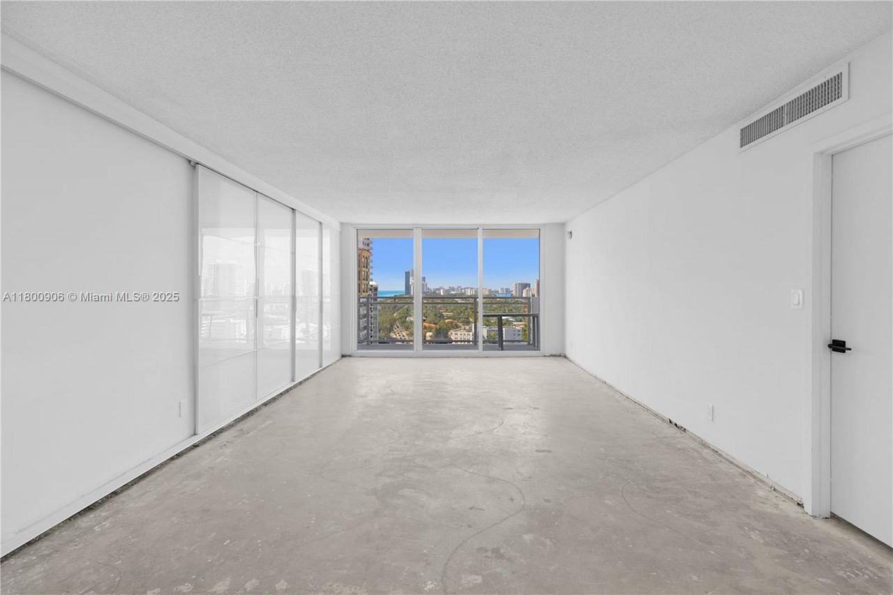 2030 S Ocean Dr, Unit 1708, Hallandale Beach, FL 33009 Photo