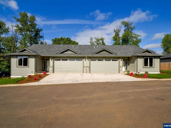 253/ 255 NW Douglas St, Dallas, OR 97338